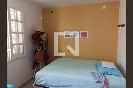 Casa à venda com 4 quartos, 235m² em Marazul, Niterói