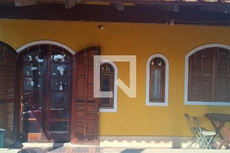 Casa à venda com 5 quartos, 250m² em Serra Grande, Niterói
