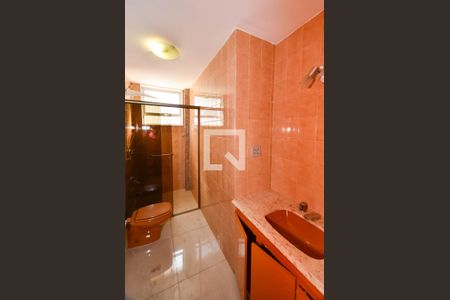 Banheiro social de apartamento para alugar com 4 quartos, 105m² em Sion, Belo Horizonte