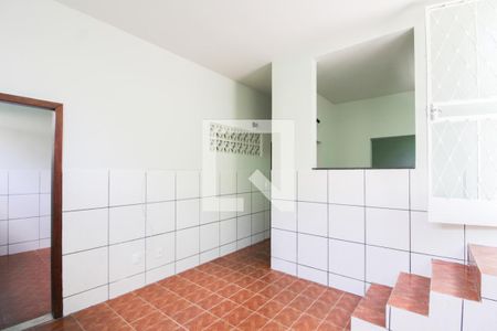 Sala de casa para alugar com 2 quartos, 100m² em Copacabana, Belo Horizonte