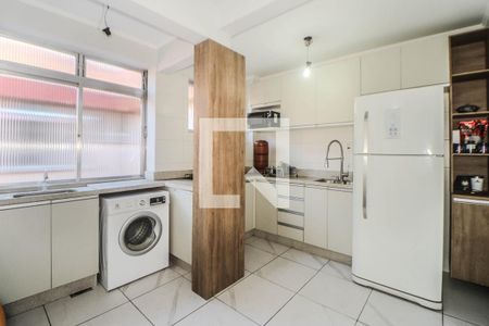 Cozinha e Área de Serviço de apartamento à venda com 3 quartos, 75m² em Higienópolis, Porto Alegre