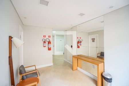 Hall social de apartamento para alugar com 2 quartos, 47m² em Penha de França, São Paulo