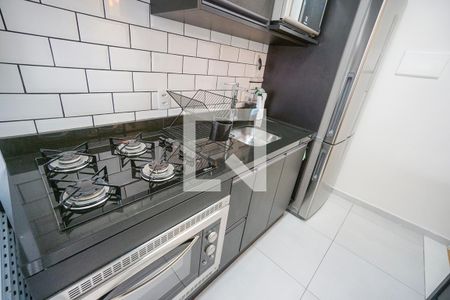 Cozinha de apartamento para alugar com 2 quartos, 47m² em Penha de França, São Paulo