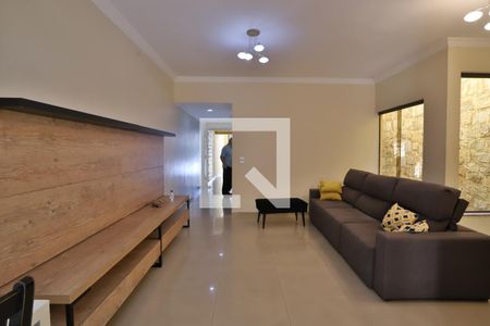 Sala de casa à venda com 4 quartos, 200m² em Tatuapé, São Paulo