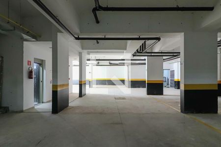 Área comum - Garagem de apartamento para alugar com 2 quartos, 44m² em Jardim Ester, São Paulo