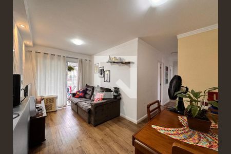 Sala de apartamento à venda com 3 quartos, 72m² em Campestre, Santo André