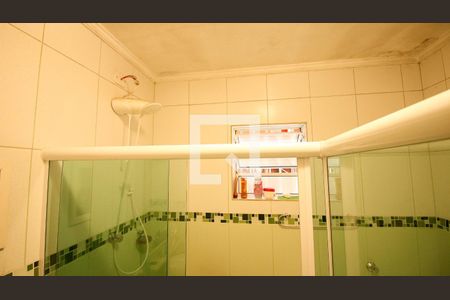 Banheiro da Suíte 2 de casa à venda com 3 quartos, 200m² em Chácara Mafalda, São Paulo
