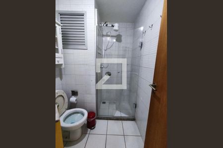 Banheiro de apartamento para alugar com 1 quarto, 20m² em Asa Norte, Brasília