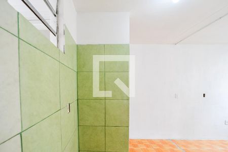 Cozinha de apartamento à venda com 2 quartos, 50m² em Mário Quintana, Porto Alegre