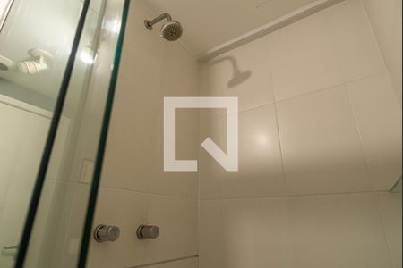 Banheiro de kitnet/studio para alugar com 1 quarto, 39m² em Bela Vista, São Paulo