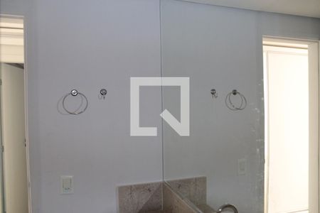 Banheiro de kitnet/studio para alugar com 1 quarto, 38m² em Setor Sul, Goiânia