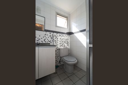 Banheiro de apartamento à venda com 2 quartos, 55m² em Jardim Cláudia, São Paulo