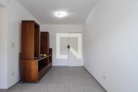 Sala de apartamento para alugar com 2 quartos, 55m² em Jardim Cláudia, São Paulo