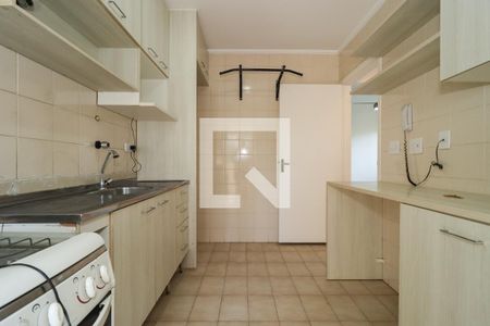 Cozinha de apartamento à venda com 2 quartos, 55m² em Jardim Cláudia, São Paulo