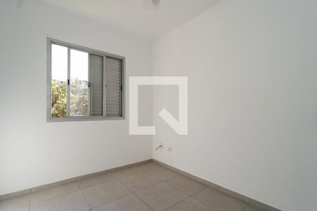 Quarto 1 de apartamento para alugar com 2 quartos, 55m² em Jardim Cláudia, São Paulo