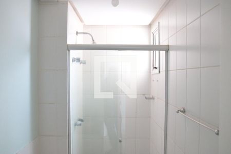 Banheiro da Suíte de apartamento para alugar com 3 quartos, 85m² em Jardim Goiás, Goiânia