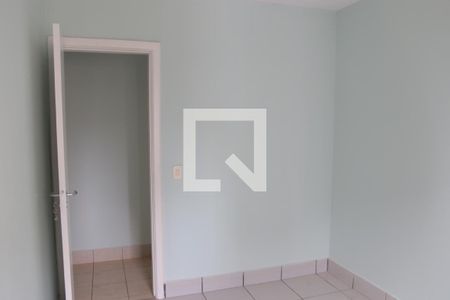Quarto 1 de apartamento para alugar com 3 quartos, 85m² em Jardim Goiás, Goiânia