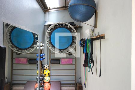 Academia de casa à venda com 4 quartos, 270m² em Santa Cruz, Belo Horizonte