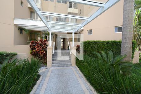 Fachada do bloco de apartamento para alugar com 2 quartos, 52m² em Cidade Ademar, São Paulo