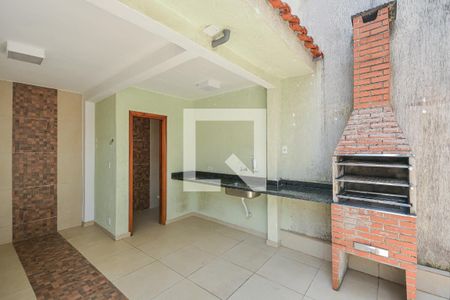 Quintal de casa à venda com 4 quartos, 176m² em Vila Marari, São Paulo