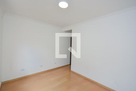 Suíte  de casa à venda com 4 quartos, 176m² em Vila Marari, São Paulo