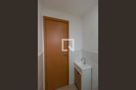 Banheiro de apartamento para alugar com 2 quartos, 55m² em São José, Canoas