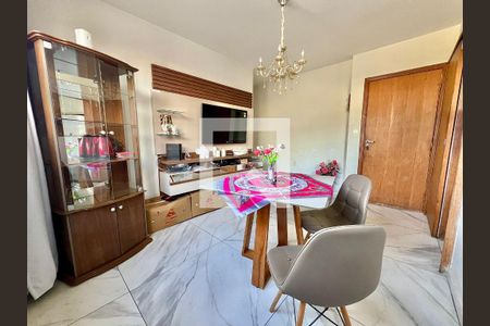 Sala de apartamento à venda com 2 quartos, 82m² em Castelo, Belo Horizonte