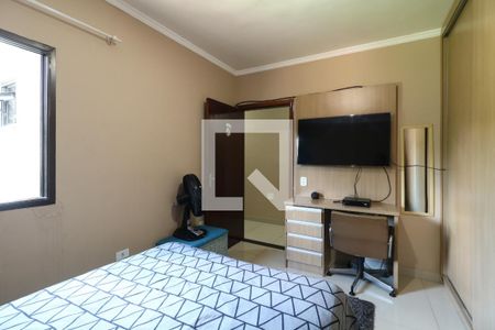 Quarto de apartamento à venda com 2 quartos, 161m² em Santa Maria, Santo André
