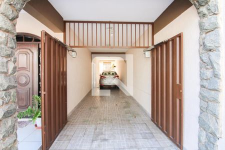 Garagem de casa à venda com 7 quartos, 360m² em Itapoã, Belo Horizonte