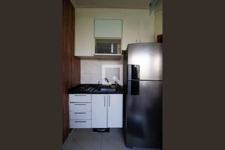 Sala / Cozinha de apartamento para alugar com 1 quarto, 38m² em Paraíso do Morumbi, São Paulo