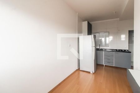 Sala de apartamento para alugar com 2 quartos, 40m² em Cangaiba, São Paulo
