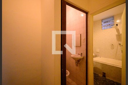 Banheiro  de casa para alugar com 2 quartos, 96m² em Vila Moraes, São Paulo