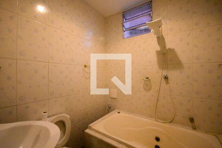 Banheiro  de casa para alugar com 2 quartos, 96m² em Vila Moraes, São Paulo