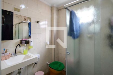 Banheiro de apartamento para alugar com 2 quartos, 80m² em Aviação, Praia Grande