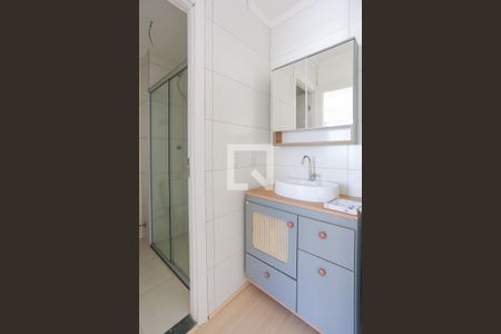 Banheiro de apartamento para alugar com 2 quartos, 35m² em Jaguaré, São Paulo