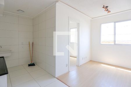 Sala/Cozinha/Área de Serviço de apartamento para alugar com 2 quartos, 35m² em Jaguaré, São Paulo