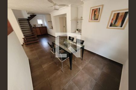 Casa à venda com 6 quartos, 218m² em Piratininga, Niterói