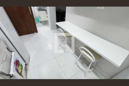 Cozinha de apartamento para alugar com 1 quarto, 58m² em Ponta da Praia, Santos