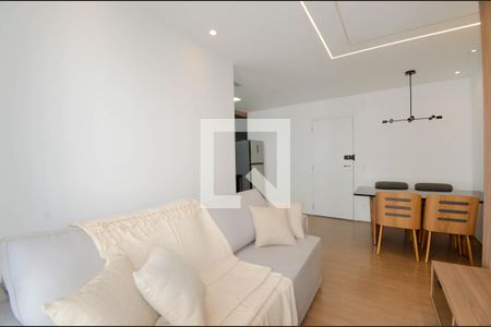Sala de apartamento para alugar com 2 quartos, 58m² em Picanço, Guarulhos