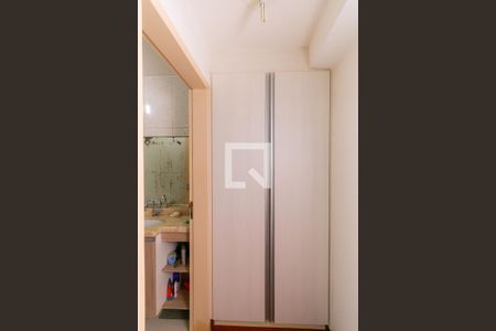 Suíte de casa à venda com 3 quartos, 300m² em Vila Santa Clara, São Paulo