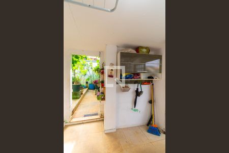 Área de Serviço de casa à venda com 3 quartos, 300m² em Vila Santa Clara, São Paulo