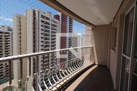 Sacada de apartamento para alugar com 3 quartos, 127m² em Vila Gomes Cardim, São Paulo