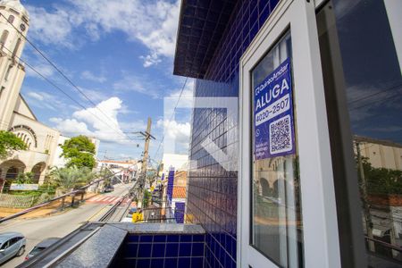 Placa de apartamento para alugar com 3 quartos, 200m² em Vila Hortência, Sorocaba