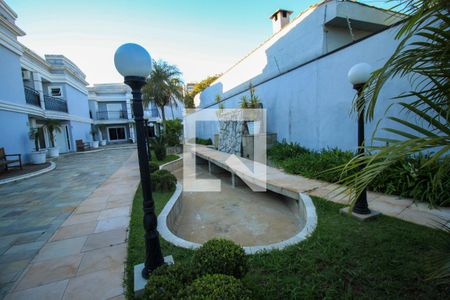 Área Externa de casa de condomínio à venda com 4 quartos, 392m² em Vila Bertioga, São Paulo