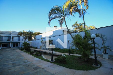 Área Externa de casa de condomínio à venda com 4 quartos, 392m² em Vila Bertioga, São Paulo