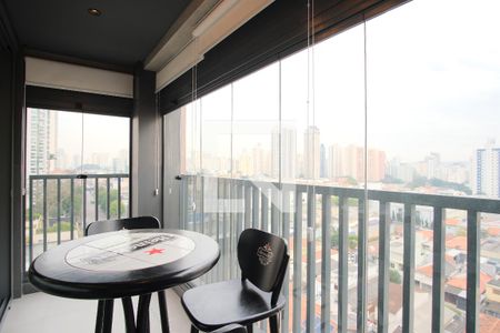 Varanda de kitnet/studio para alugar com 1 quarto, 36m² em Vila Gomes Cardim, São Paulo