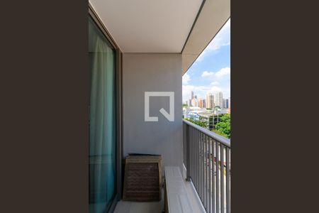 Varanda de kitnet/studio para alugar com 1 quarto, 20m² em Vila Gomes Cardim, São Paulo