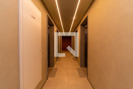 Área comum - Hall social de kitnet/studio para alugar com 1 quarto, 20m² em Vila Gomes Cardim, São Paulo