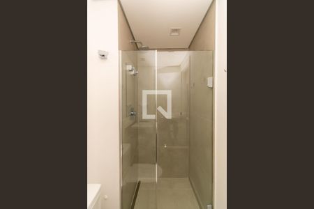 Banheiro de kitnet/studio para alugar com 1 quarto, 20m² em Vila Gomes Cardim, São Paulo