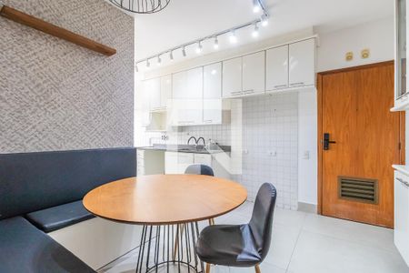 Cozinha de apartamento para alugar com 4 quartos, 192m² em Alphaville, Barueri